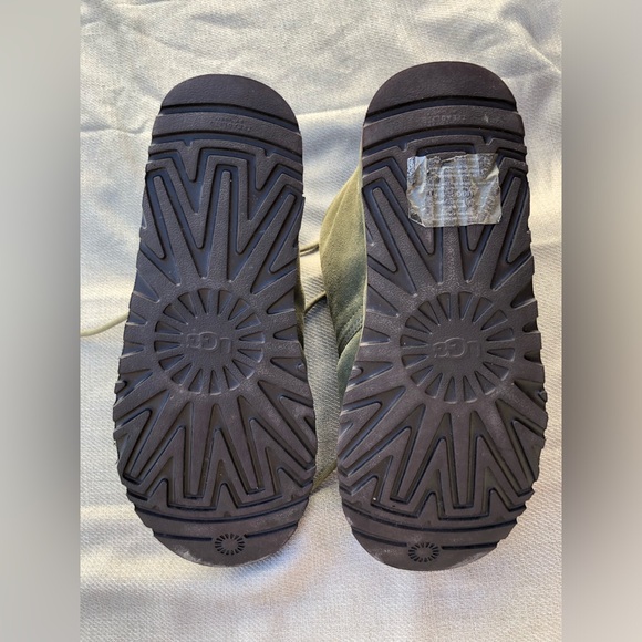 UGG Neumel Lace Up Chukka Boots with Plush Lining Leather Suede Men’s 12 - Picture 14 of 16